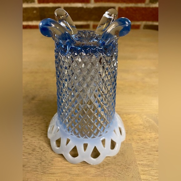 Vtg Imperial Glass Blue Vase Diamond Point 1930 Katy Opalescent Open Lace Edge - Picture 6 of 8
